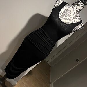 Black Sleeveless Dress